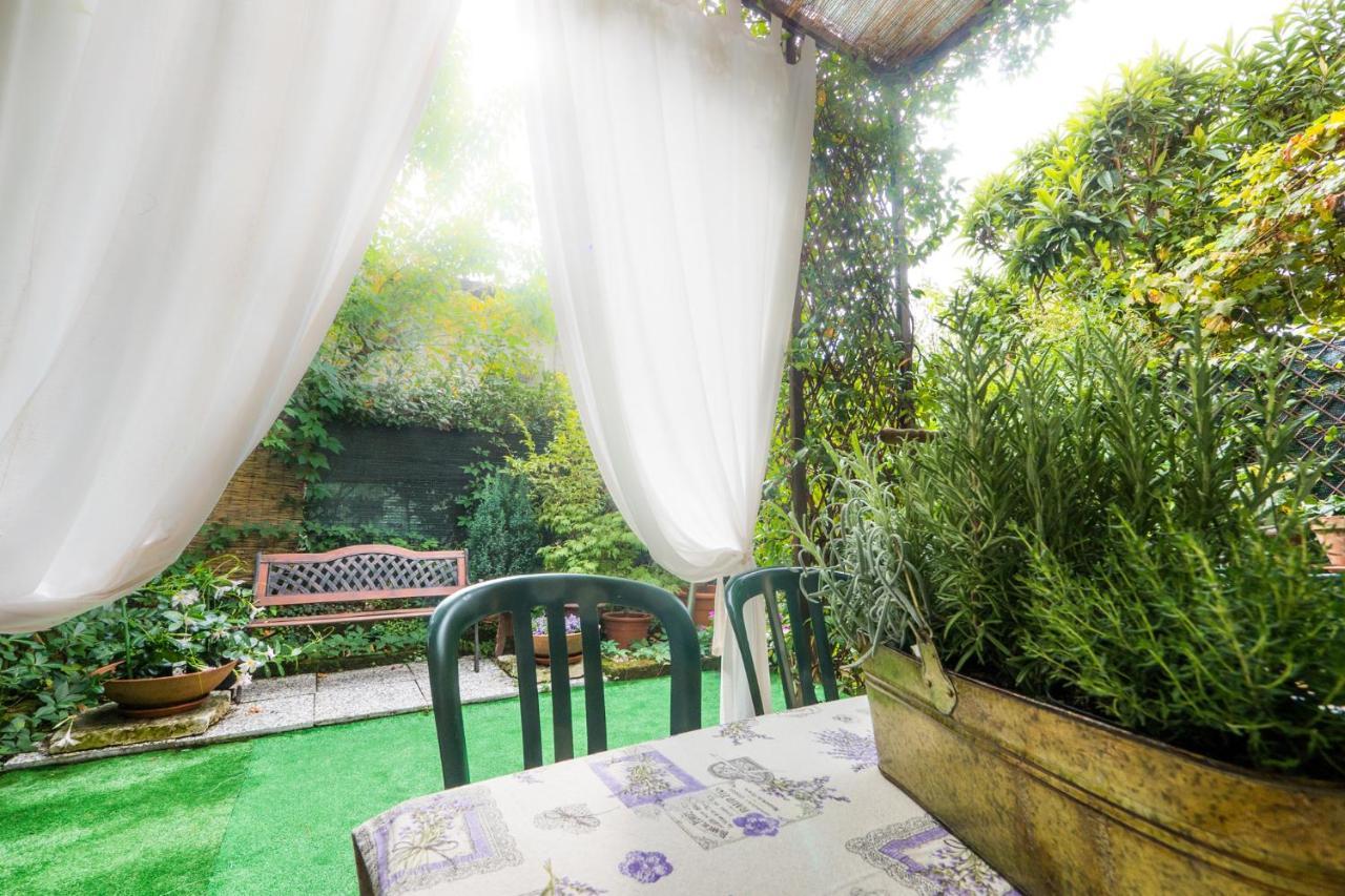 Garden Sweet House Desenzano Apartment Desenzano del Garda Ngoại thất bức ảnh