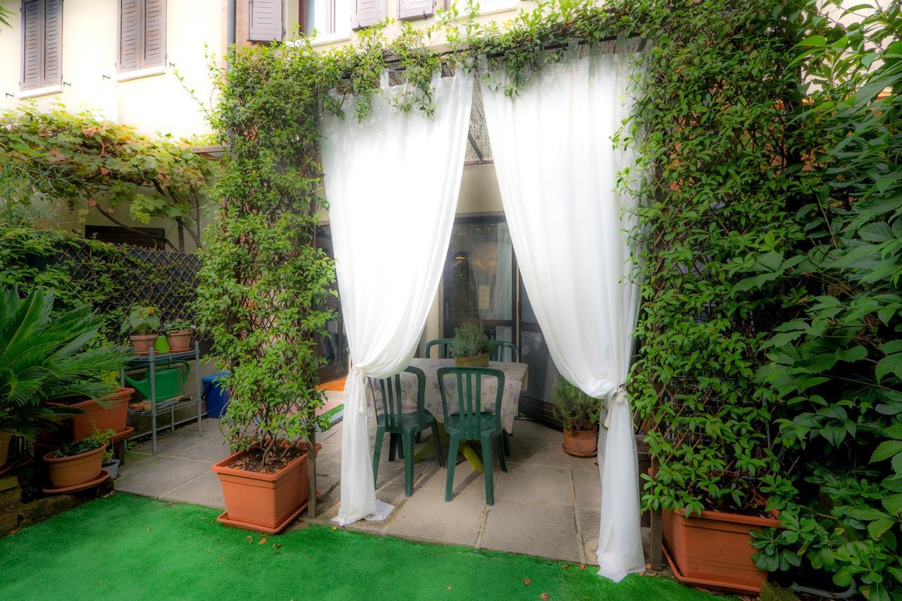 Garden Sweet House Desenzano Apartment Desenzano del Garda Ngoại thất bức ảnh